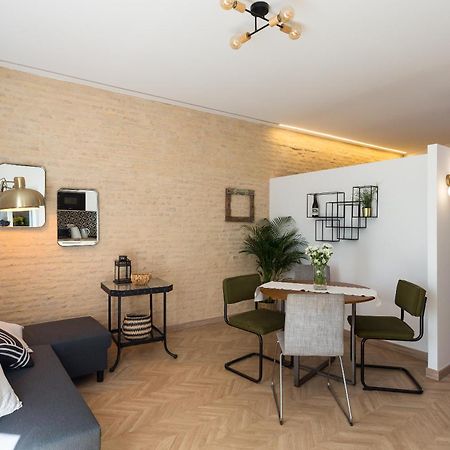 Center Apartment Fully Eqquiped Opcional Breakfast Sevilha Exterior foto