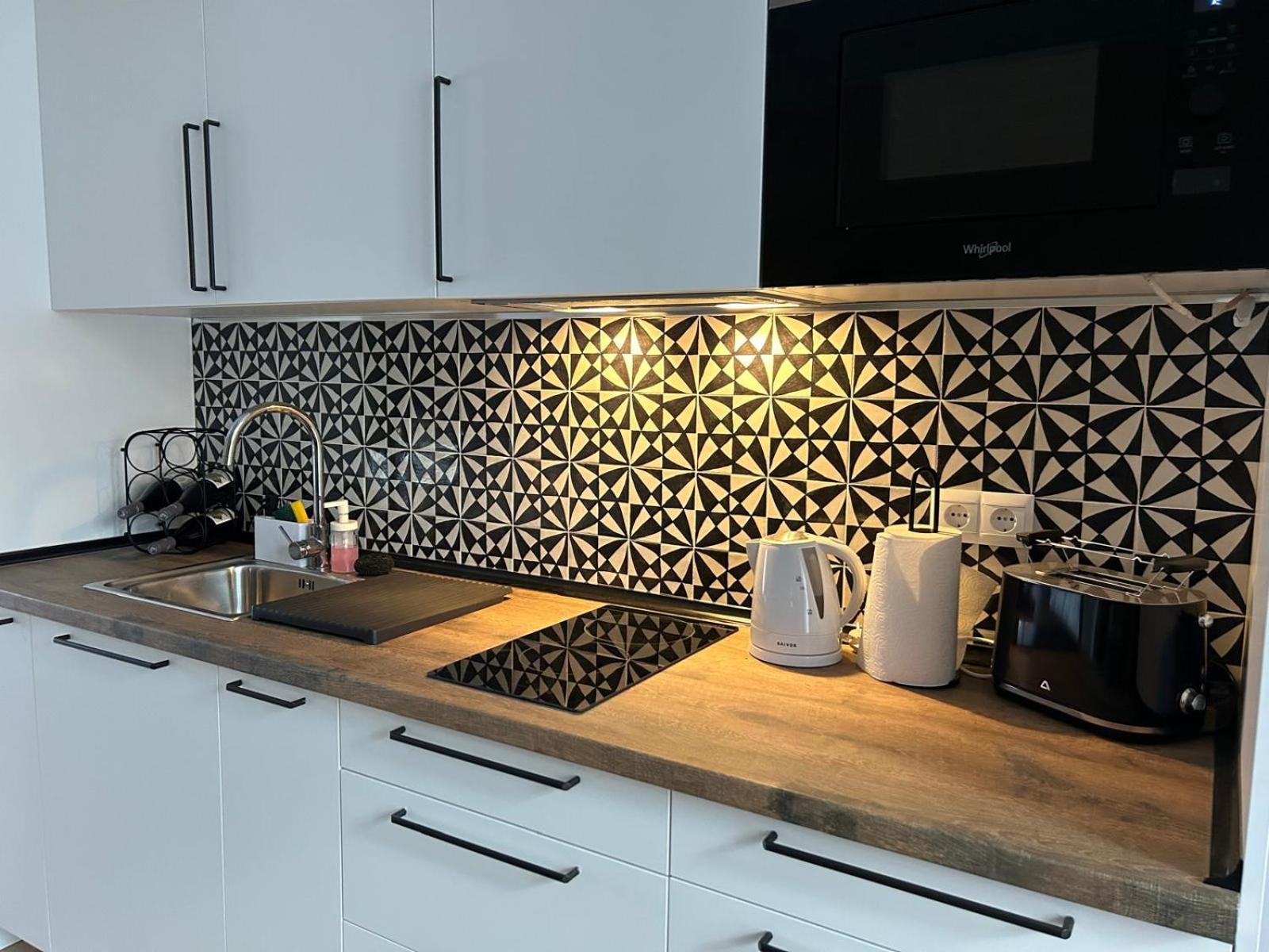 Center Apartment Fully Eqquiped Opcional Breakfast Sevilha Exterior foto